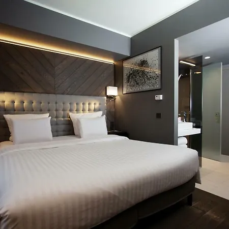 Hotel Pullman Old Town 5*